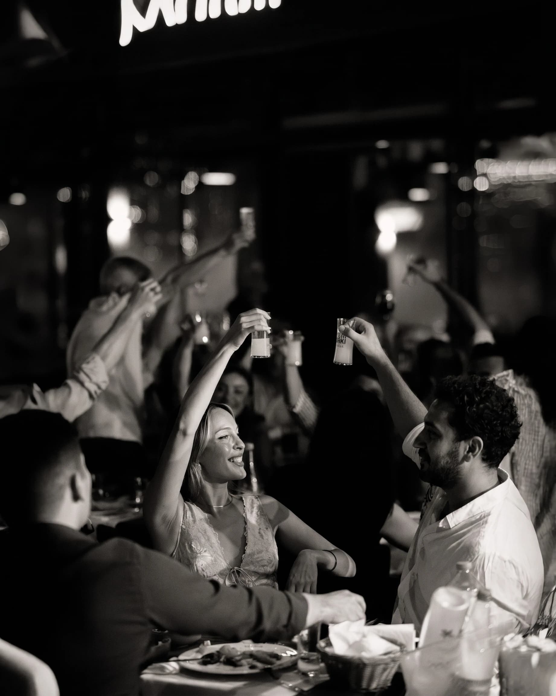 Katina'da bir gece — şerefe